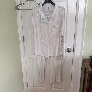 The Southern Shirt Company Classic White Pajama Set